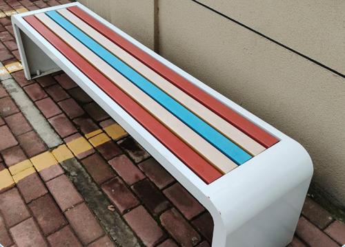 Commercial-Grade Park Benches – Galvanized Steel, Composite Wood & Solid Wood Designs